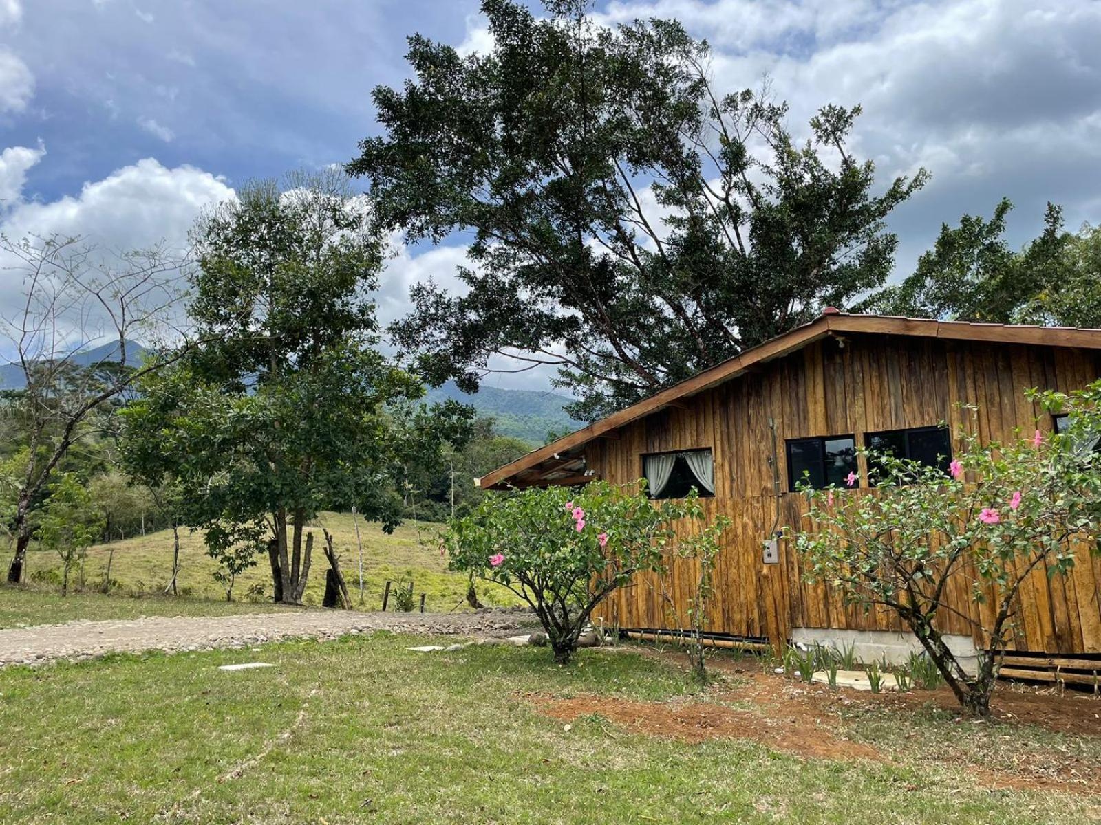 Santa Maria Volcano Lodge Hacienda Santa María Bagian luar foto